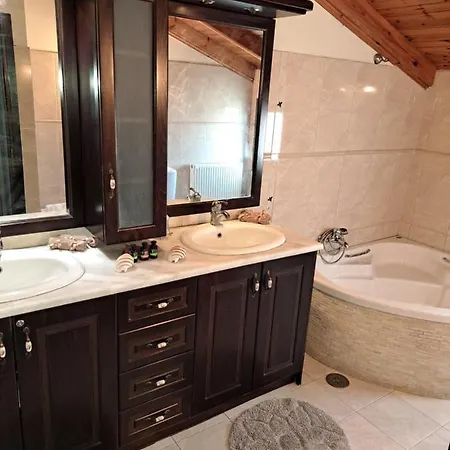 בית נופש Corfu Maisonette House Alepou